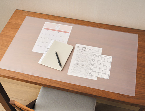 カリモクオリジナルデスクマットの写真